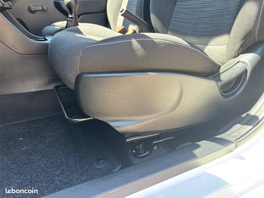 Kia Picanto III 1.0 DPI 67CH BVM5 Motion (image 16)