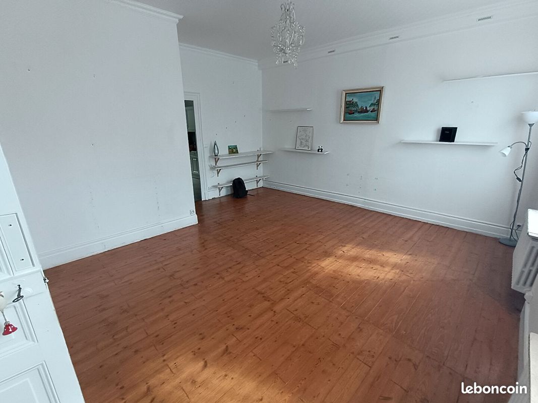 Maison a louer romorantin-lanthenay - 5 pièce(s) - 152 m2 - Surfyn