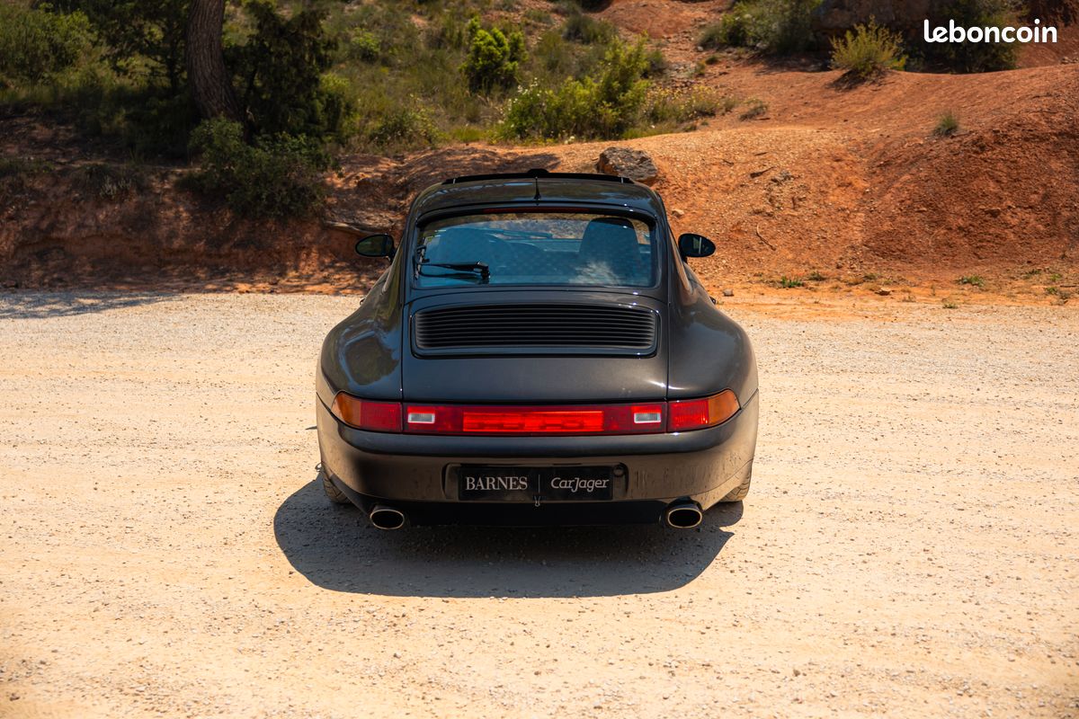 Porsche 911 993 Carrera 2 Tiptronic - Bon état général - Dossier de factures et CT complet depuis 2001 - Pas de carnet Garantie (image 7)