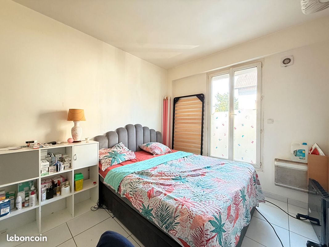Appartement 3 pièces 43 m² · à Vitry-sur-Seine · 43 m² · 128 000 €