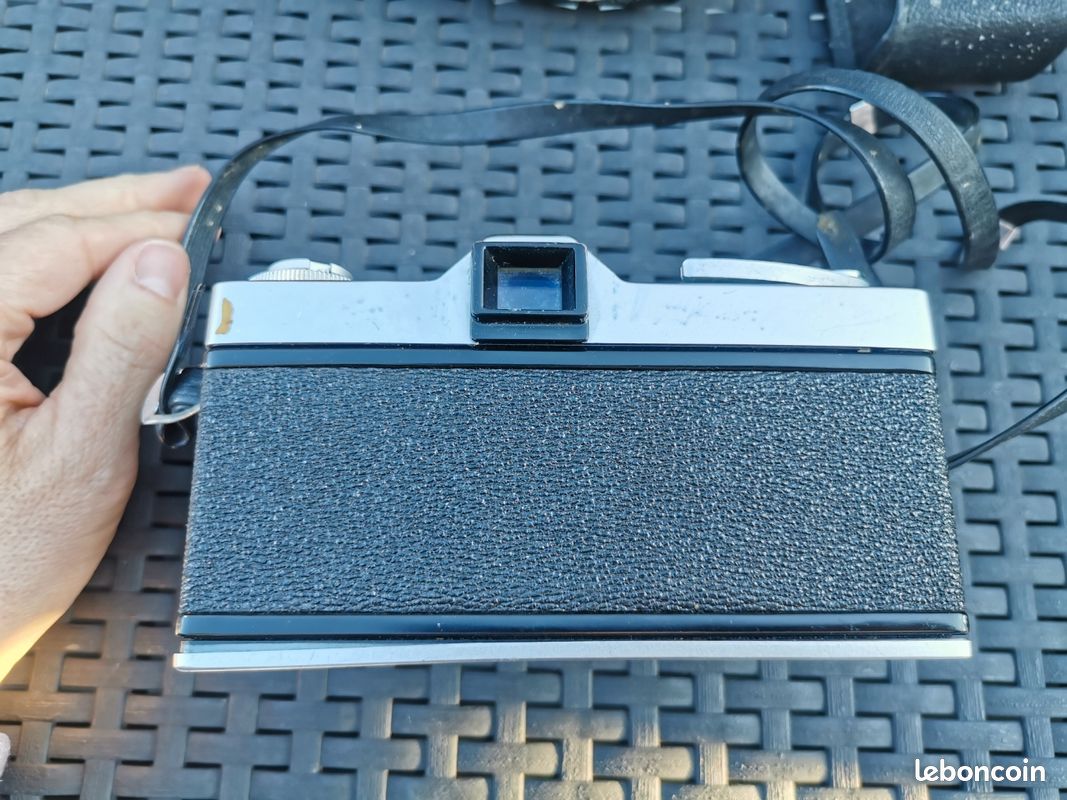 Appareil Photo Argentique Ricoh Singlex TLS Avec Objectif 55mm (pour Pièces)