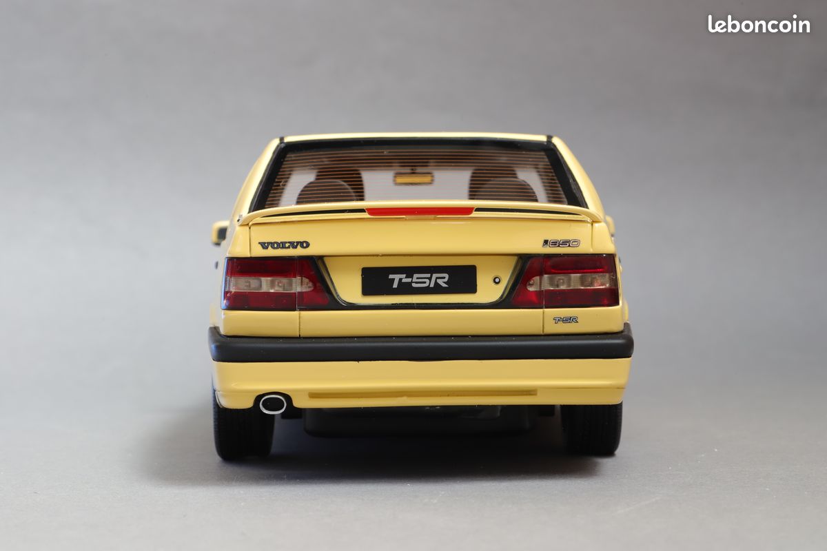Volvo 850 T-5R Cream Yellow 1996 1/18 Otto Ottomobile (image 9)