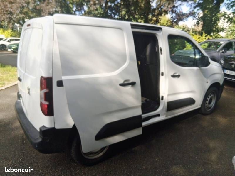 Peugeot Partner FGN FOURGON STANDARD 1000 KG BLUEHDI 100 S&S BVM5 PREMIUM (image 5)