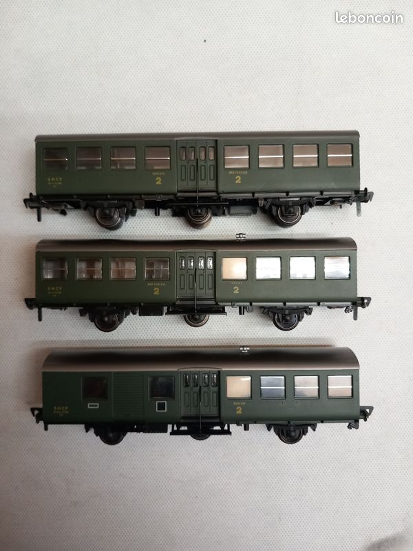 FLEISCHMANN LOT DE 2 VOITURES UNION FLEISCHMANN EN BOITE HO Ref 1422 1421