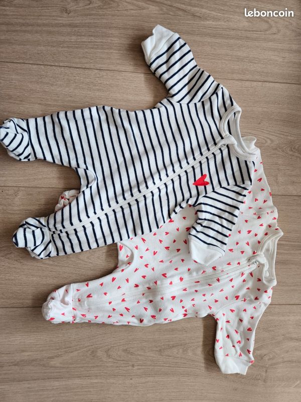 Lot de 2 pyjamas bébé taille naissance (image 1)