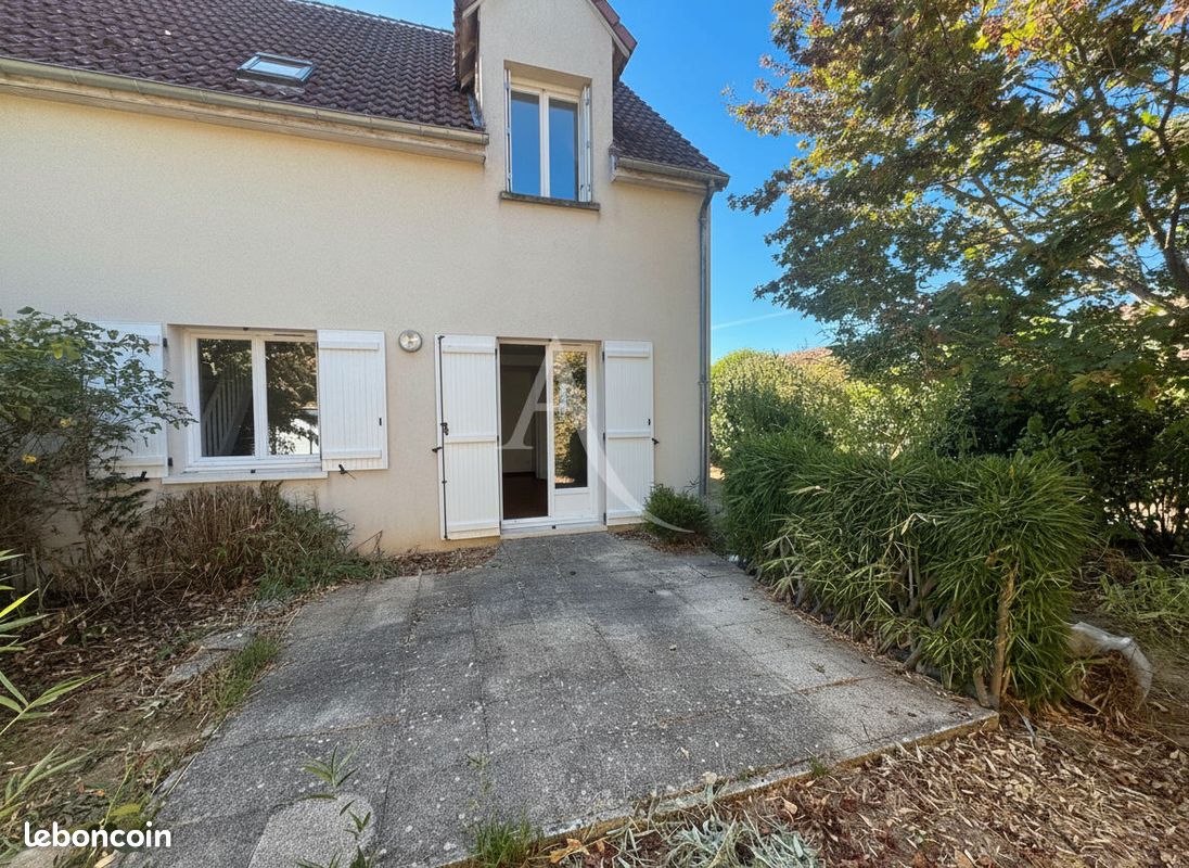 Maison 4 pièces 83 m² · à Villebarou · 83 m² · 930 €/mois