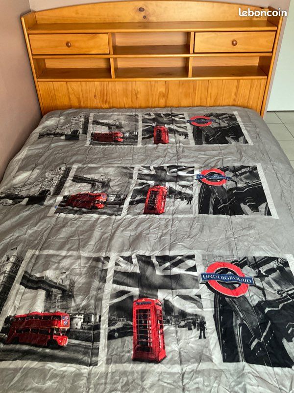 Chambre à coucher en pin massif (image 1)