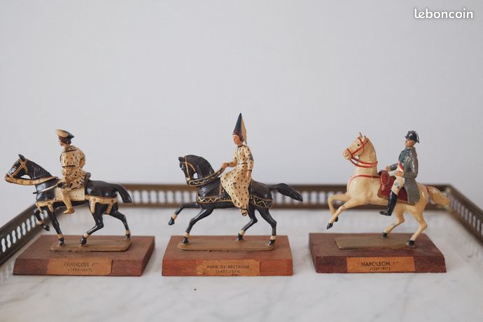 ANCIEN JOUET Figurine en plomb CBG Mignot Infanterie Coloniale réf 758