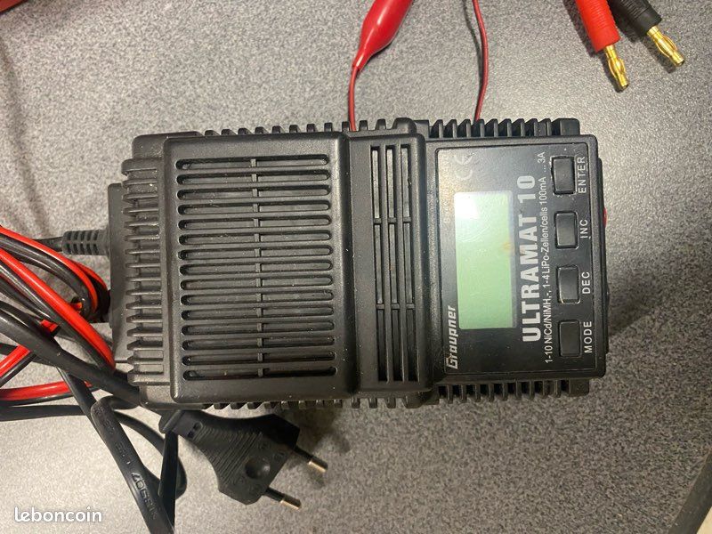 Chargeur de batterie universelle (image 1)