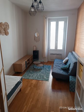Très beau studio