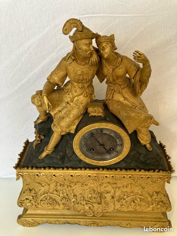 Pendule en bronze XIXe siècle (image 3)