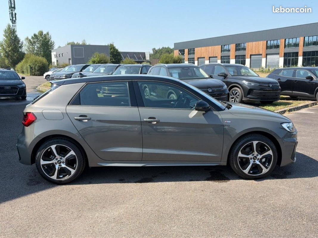 AUDI A1 SPORTBACK 30 tfsi 116 s line s tronic 7 (image 4)