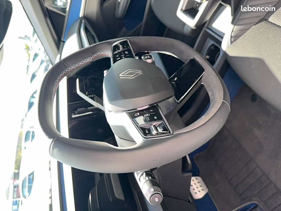 RENAULT Megane E-Tech 220 ch autonomie confort esprit Alpine (image 22)