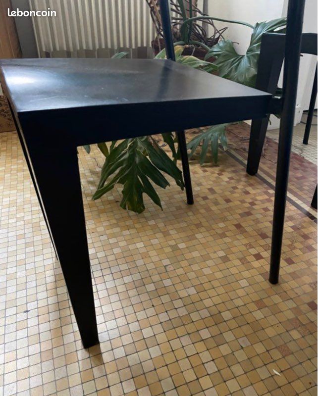 Paire de chaises Dr Glob Philippe Starck (image 5)