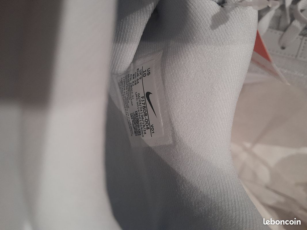 Chaussure Nike GT Hustle Taille 44 Neuf Chaussures