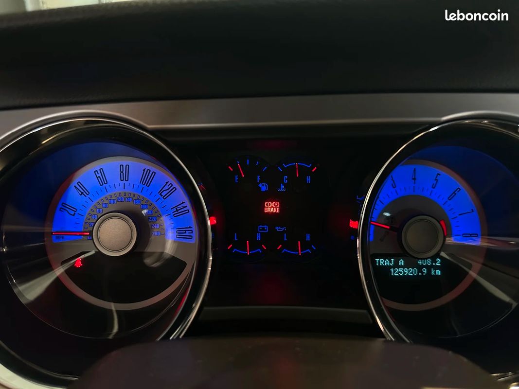 Ford mustang 3.7 v6 gt - révision effectuée (image 17)