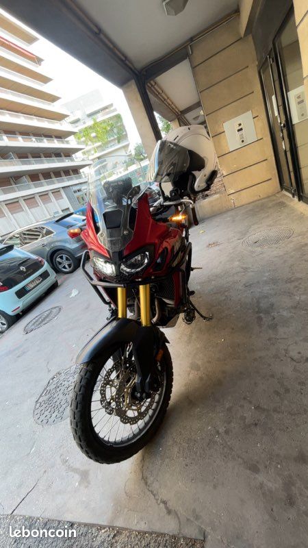 Africa twin 1000 (image 2)