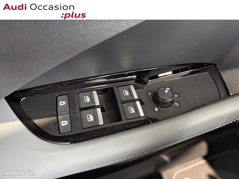 Audi Q3 1.5 e-hybrid 272ch S line S tronic 6 (image 9)