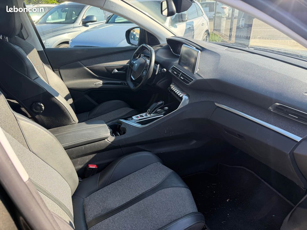 PEUGEOT 5008 1.5 BLUEHDI 130CH E6.C ALLURE 7 PLACES S&S EAT8 2020 (image 6)