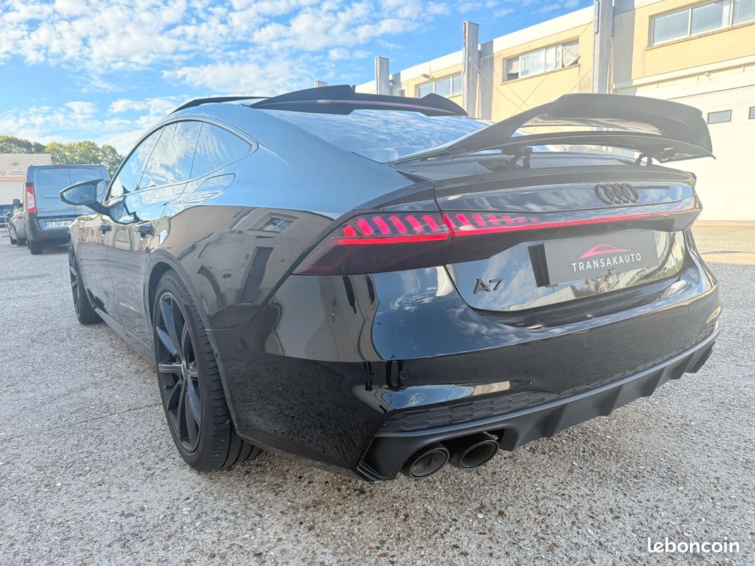 AUDI A7 Sportback 55 TFSIe 367ch Stronic BVA7 Quattro Competition / VOLANT CARBON LED & PACK CARBON / CIEL ETOILÉ (image 4)