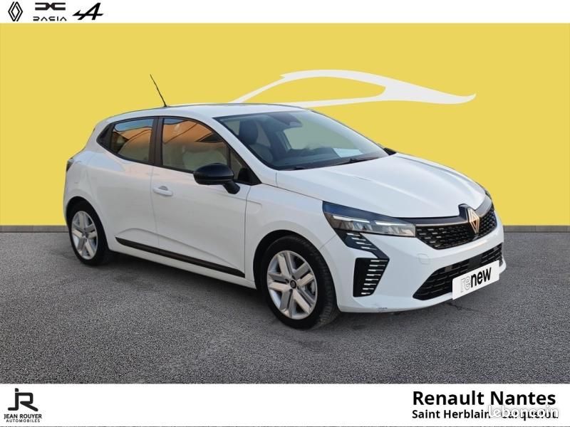 Renault Clio 1.6 E-Tech 145ch full hybrid Evolution (image 3)
