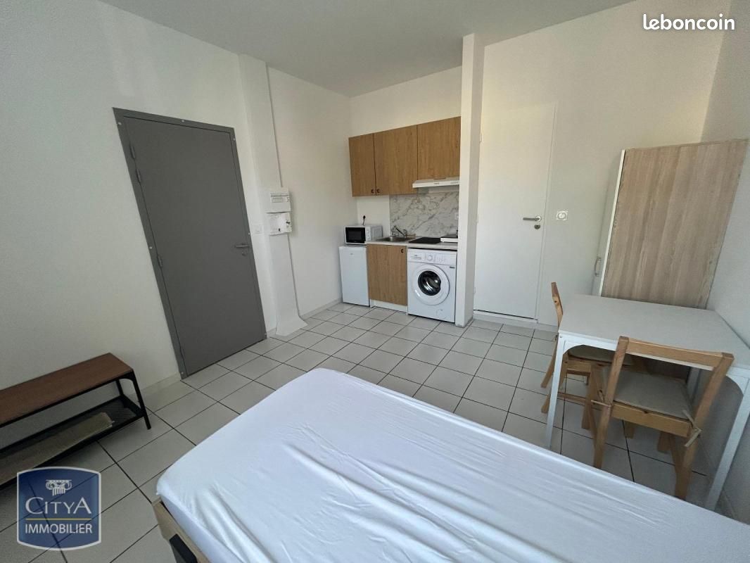 Appartement 1 pièce 16 m² · à Villeneuve-sur-Lot · 16 m² · 370 €/mois