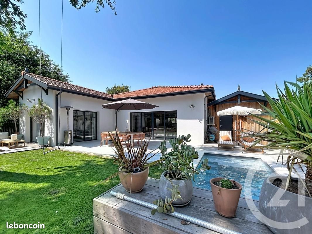 Maison 4 pièces 129 m² · à Gujan-Mestras · 129 m² · 787 500 €