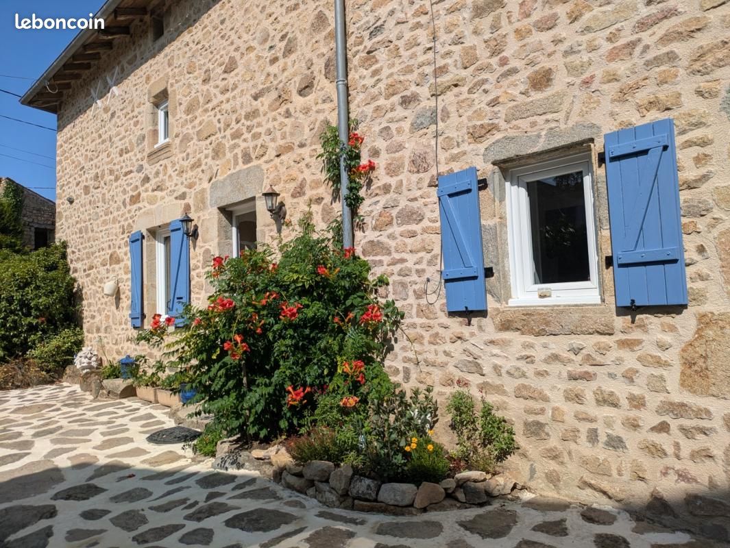 Maison 6 pièces 171 m² · à Bellac · 171 m² · 144 500 €