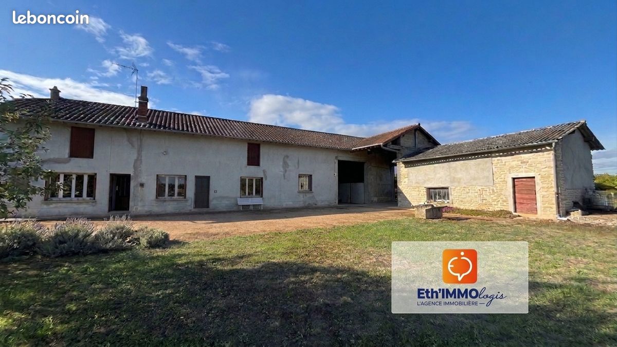 Maison 6 pièces 112 m² · à Feillens · 112 m² · 230 000 €