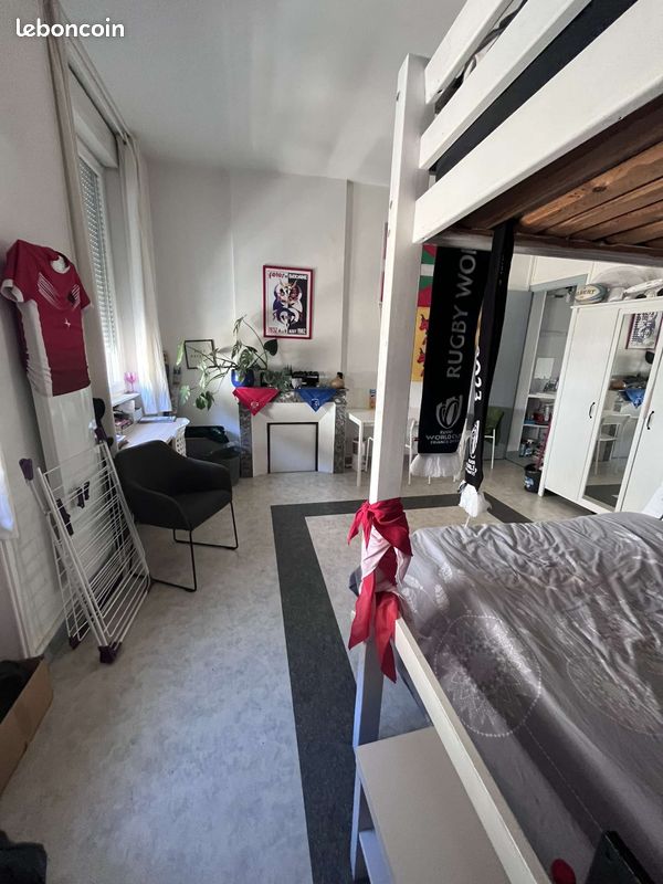 Appartement 4 pièces 35 m² · à Bordeaux · 35 m² · 540 €