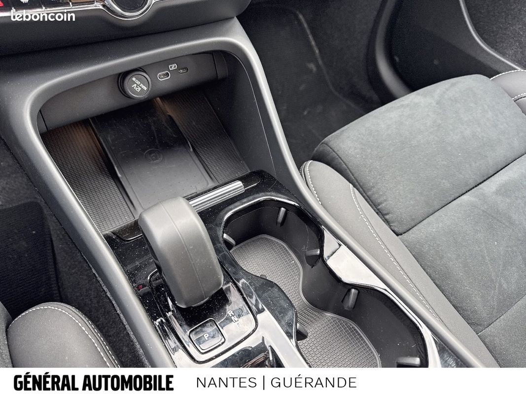 VOLVO XC40 B3 163 ch DCT7 Ultra (image 24)