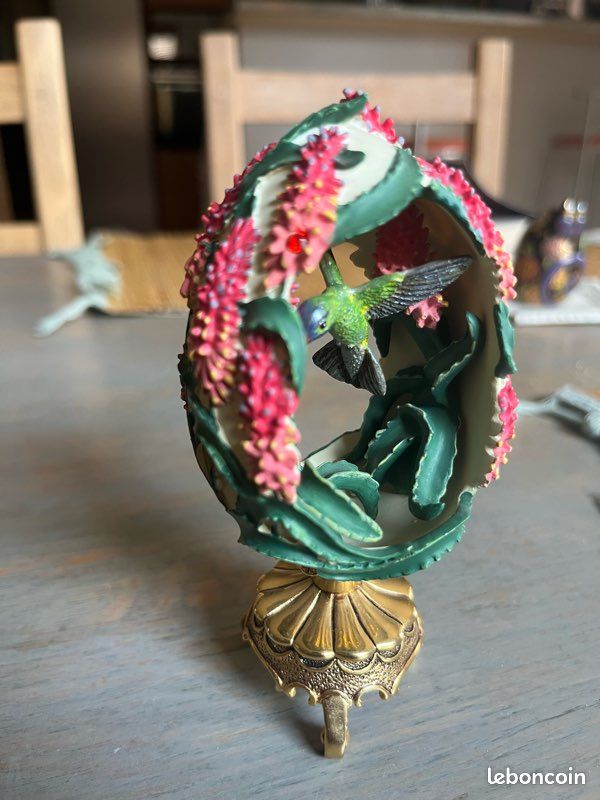 Œuf de collection fabergé certifié en parfait état (image 2)