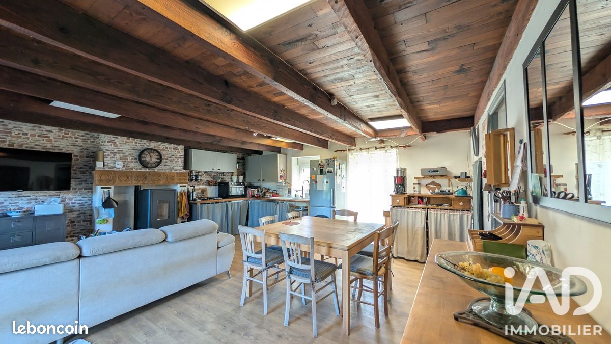 Maison 5 pièces 118 m² · à Forges de Lanouée · 118 m² · 199 200 €