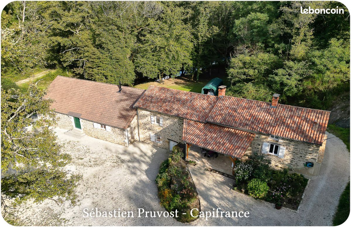 Maison 7 pièces 225 m² · à Saint-Martin-de-Fressengeas · 225 m² · 545 000 €