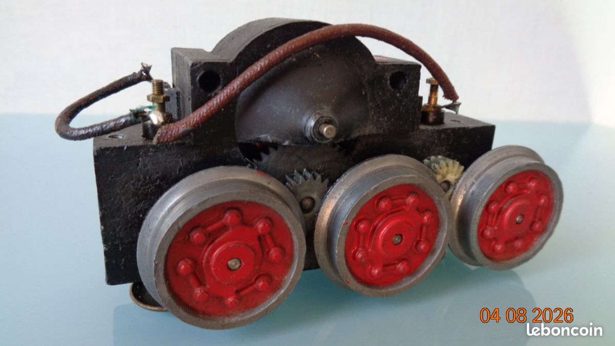 JEP ECHELLE O Locomotive Cc7001 2 Moteurs Ap5 Roues Rouges + 3 Voitures En Bo EUR 790,00 - FR