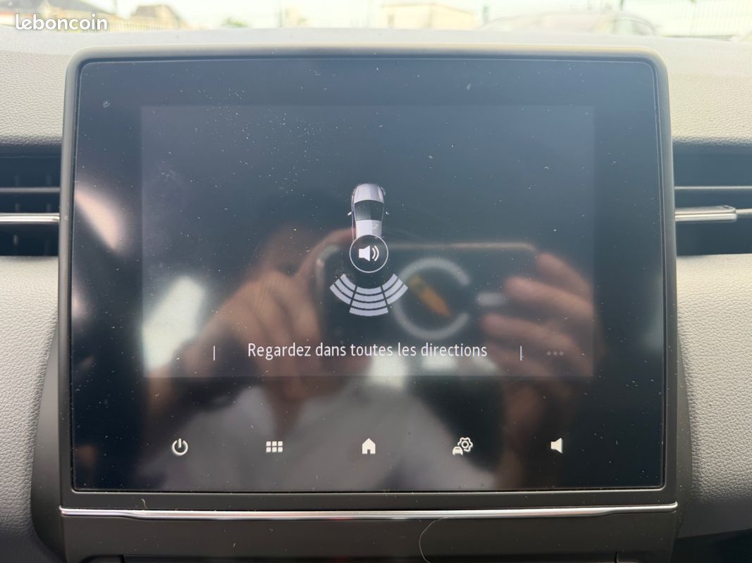 RENAULT CLIO V 1.0 TCE 90CH AIR - GPS - CARPLAY - REGULATEUR / LIMITEUr (image 16)