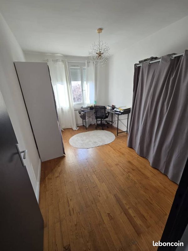 Appartement 3 pièces 65 m² · à Paris · 65 m² · 1 380 €/mois