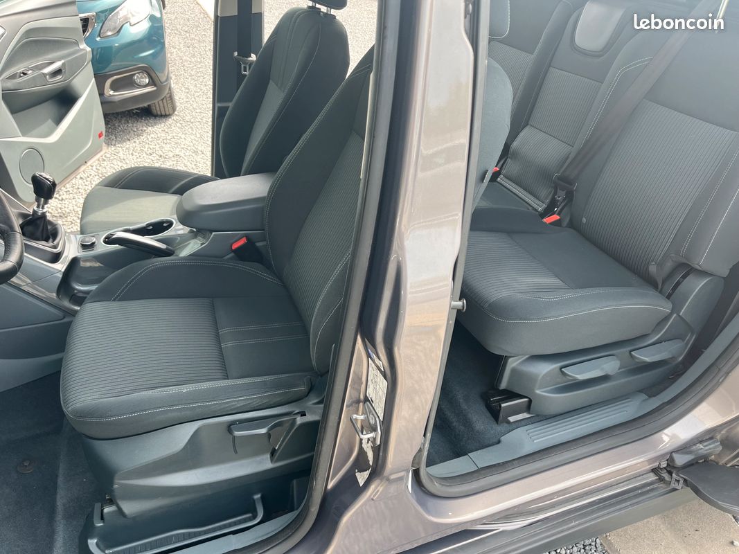 C-MAX 1L6 TDCI 115 / boite 6 / 7 places / attelage (image 4)