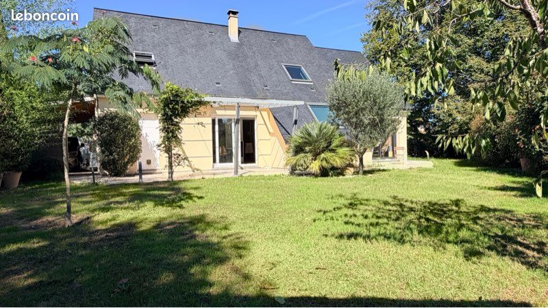 Maison 7 pièces 130 m² · à Caudebec-lès-Elbeuf · 130 m² · 275 000 €