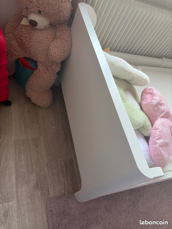 Lit enfant avec matelas (image 2)