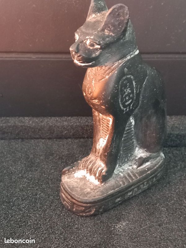 Statue égyptienne Antique Rare En Agate/cornaline Représentant La Déesse Chat Bâtet (Bastet)