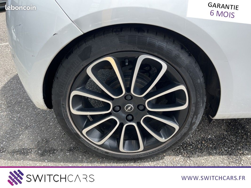 Opel Adam 1.4 87cv Essence * Glam Toit Panoramique Carplay Radars De Recul (image 12)