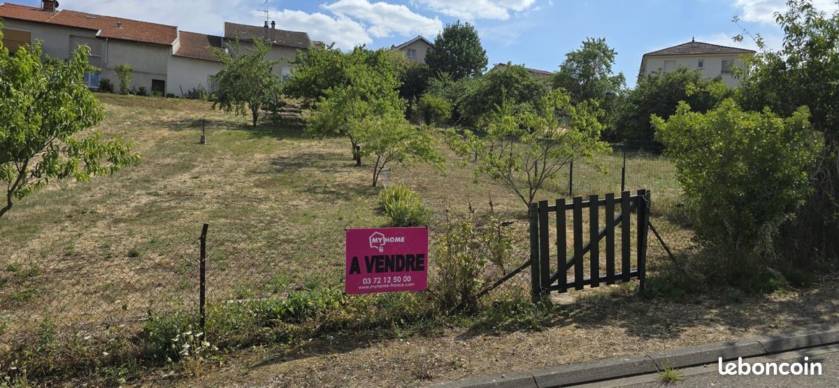Terrain 511 m² Bruley · 59 000 €