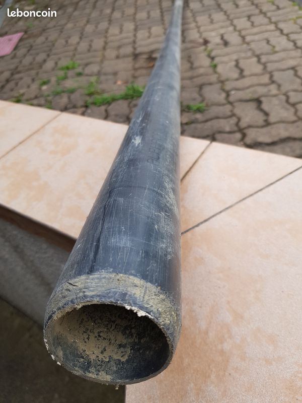 Tuyau polyéthylène noir pour eau diam 65 long 5,70m (image 1)
