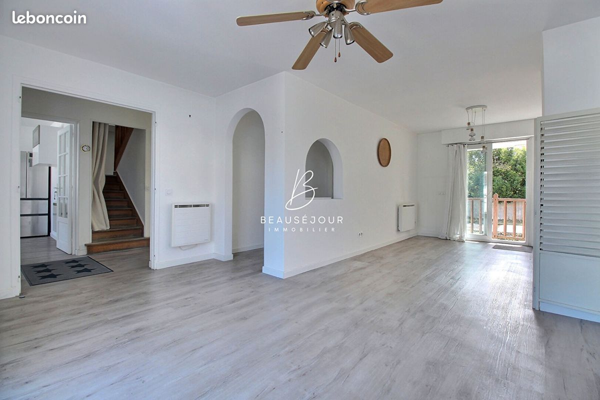 Maison 6 pièces 150 m² · à Athis-Mons · 150 m² · 379 000 €