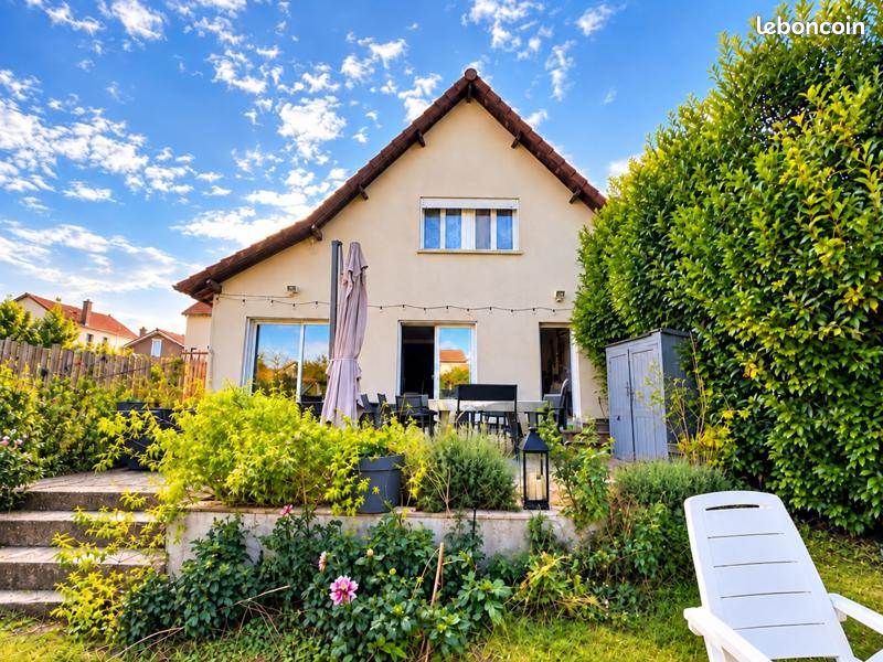 Maison 7 pièces 205 m² · à Mantes-la-Jolie · 205 m² · 420 000 €