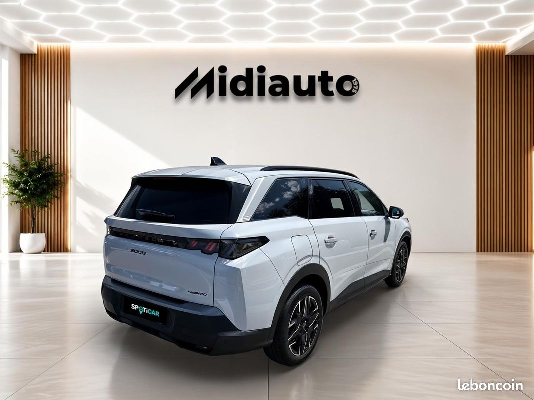 Peugeot 5008 Hybrid 145ch Allure e-DCS6 (image 7)
