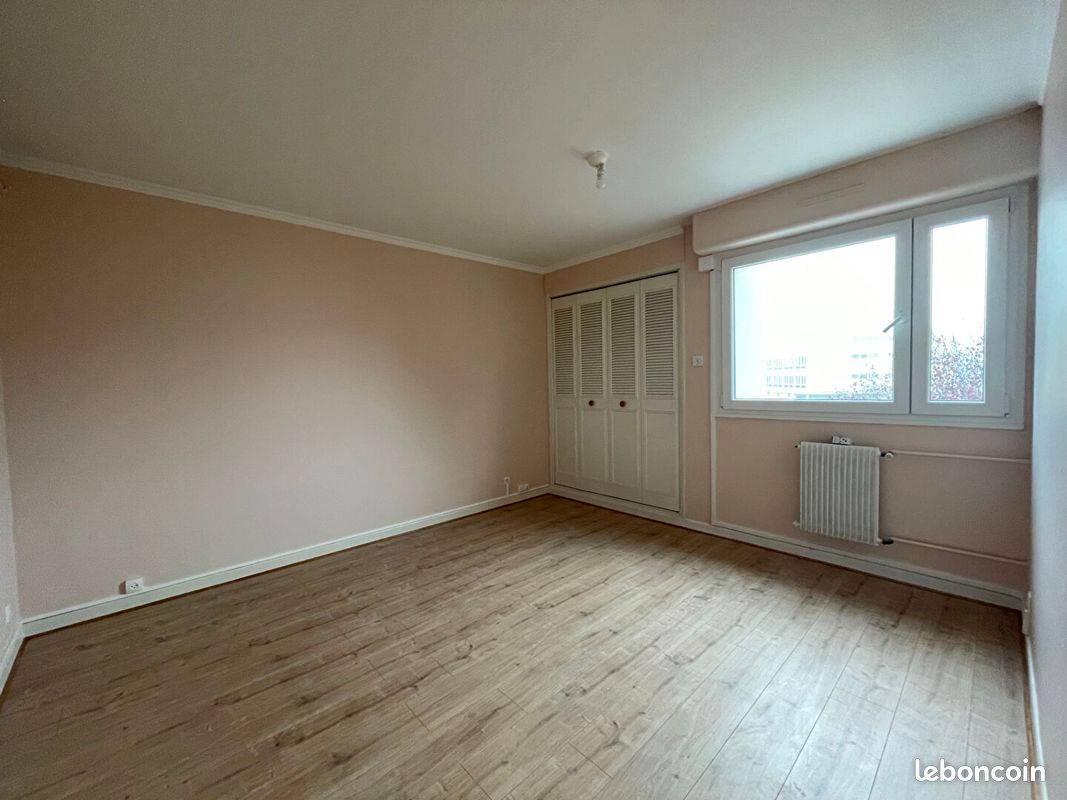 Appartement a louer vandoeuvre-les-nancy - 4 pièce(s) - 98 m2 - Surfyn