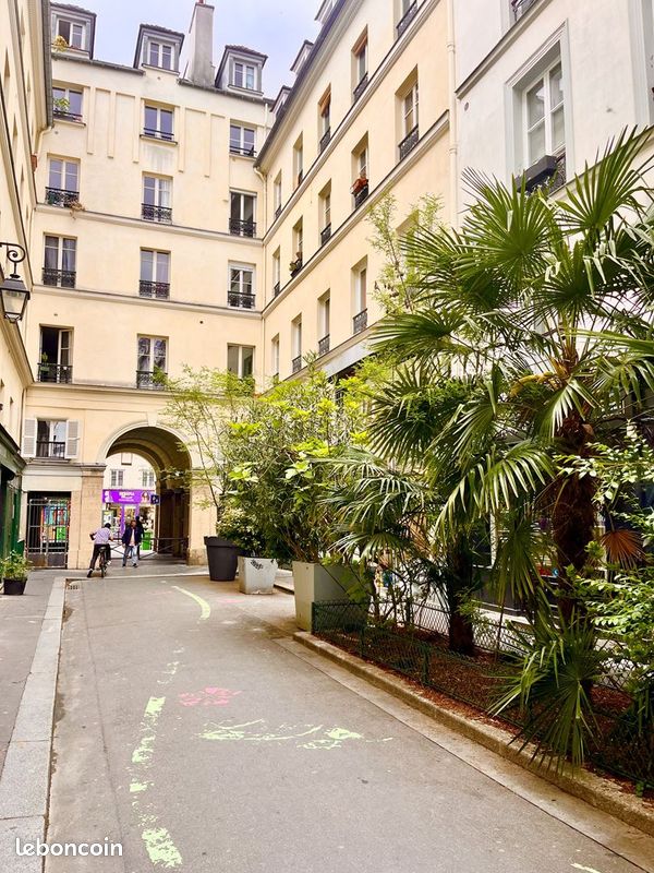 Local commercial 65 m² PARIS 10 (image 1)