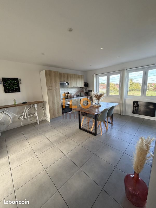 Appartement 3 pièces 70 m² · à Bruay-la-Buissière · 70 m² · 710 €/mois